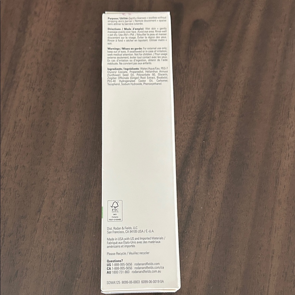 Rodan + Fields Soothe Gel Cleanser - White and Green Packaging - Picture 3 of 4